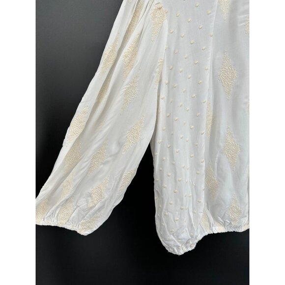 Cato Blouse Women 18/20W Long Balloon Sleeve White Cream Embroidered Elastic Hem - Picture 2 of 9